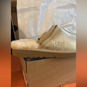 Ugg Keegan metallic slippers